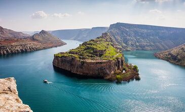Muğla Çıkışlı Uçaklı Gaziantep Urfa Mardin Diyarbakır Turu 3 Gece